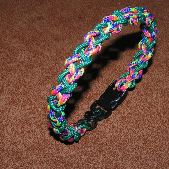 Multi Color Para Cord Small Animal Unisex Bracelet - Picture 6 of 6